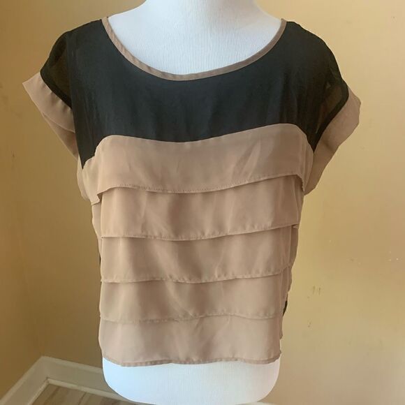 XXI Black and Tan Ruffle Top with Sheer Back size SP - Picture 2 of 5
